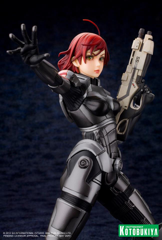 Illustration for article titled Japanese FemShep Statue is Surprisingly Unsexy